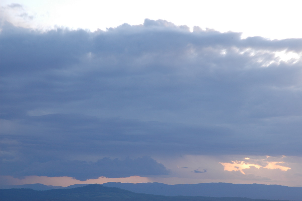 cumulonimbus thunderstorm_base : Mallanganee NSW   19 October 2006