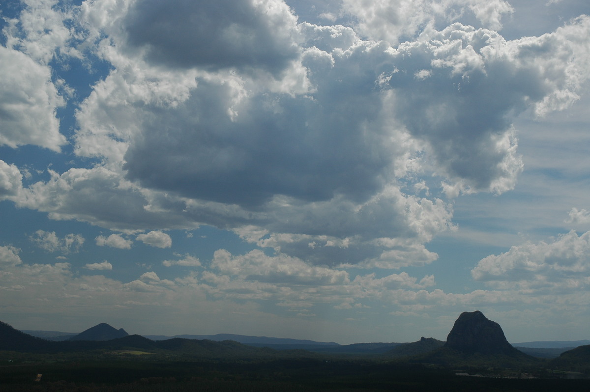 cumulus humilis : Glasshouse Mountains, QLD   28 October 2006