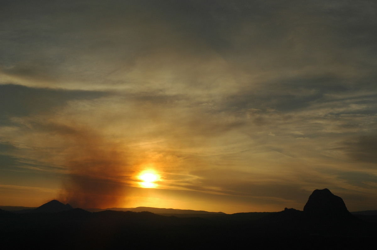 bushfire wild_fire : Glasshouse Mountains, QLD   28 October 2006