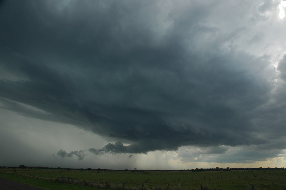 cumulonimbus thunderstorm_base : McKees Hill, NSW   1 November 2006