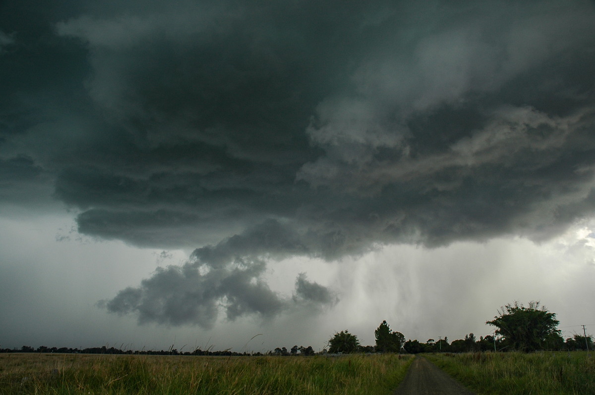 cumulonimbus thunderstorm_base : Casino, NSW   1 November 2006