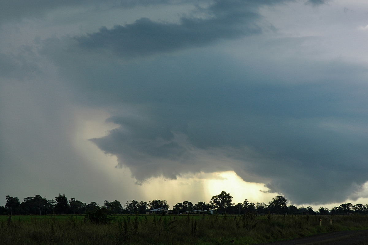 wallcloud thunderstorm_wall_cloud : Ruthven, NSW   2 November 2006