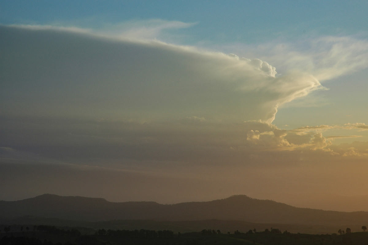 thunderstorm cumulonimbus_incus : Mallanganee NSW   7 November 2006