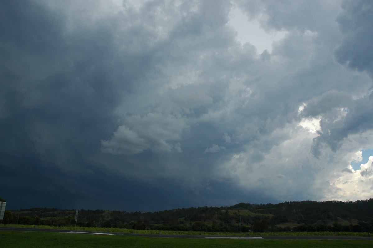 cumulonimbus supercell_thunderstorm : Kyogle, NSW   8 November 2006