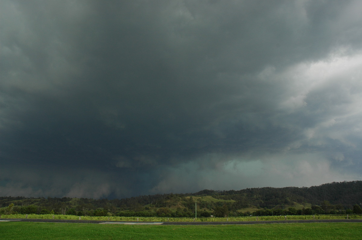 wallcloud thunderstorm_wall_cloud : Wiangaree, NSW   8 November 2006