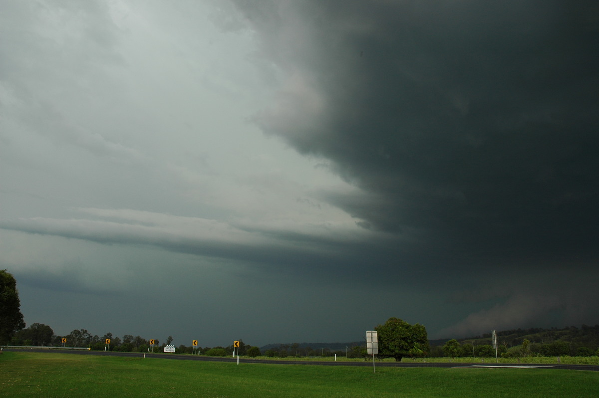 cumulonimbus supercell_thunderstorm : Wiangaree, NSW   8 November 2006