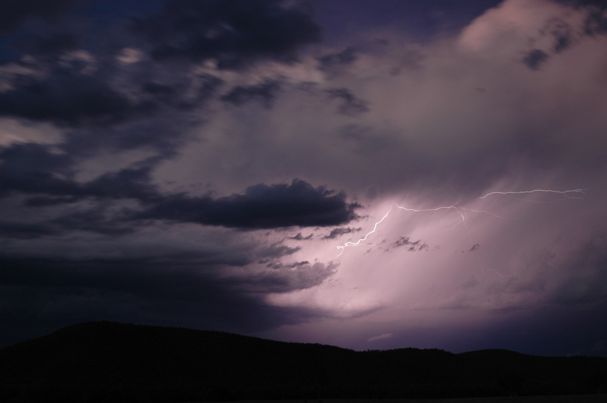 lightning lightning_bolts : W of Tenterfield, NSW   8 November 2006