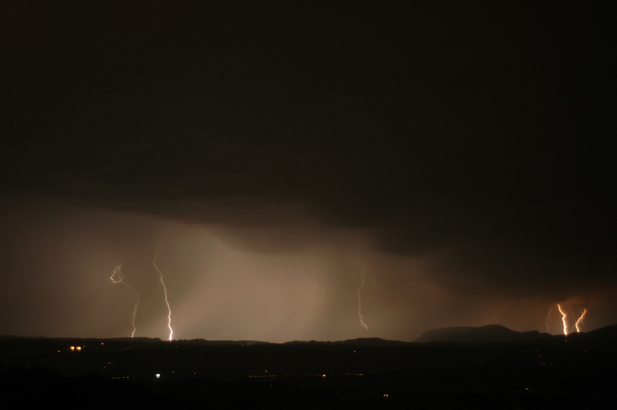 lightning lightning_bolts : McLeans Ridges, NSW   13 November 2006