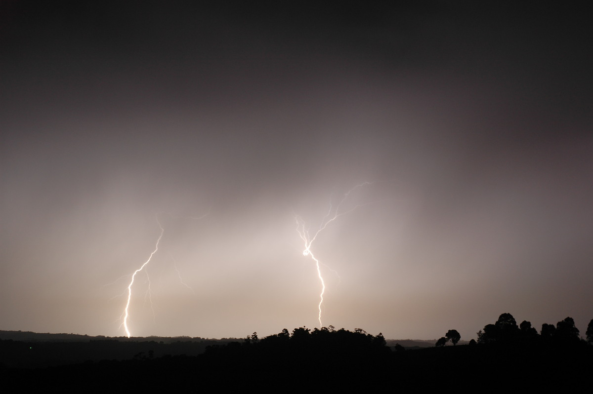 lightning lightning_bolts : McLeans Ridges, NSW   13 November 2006