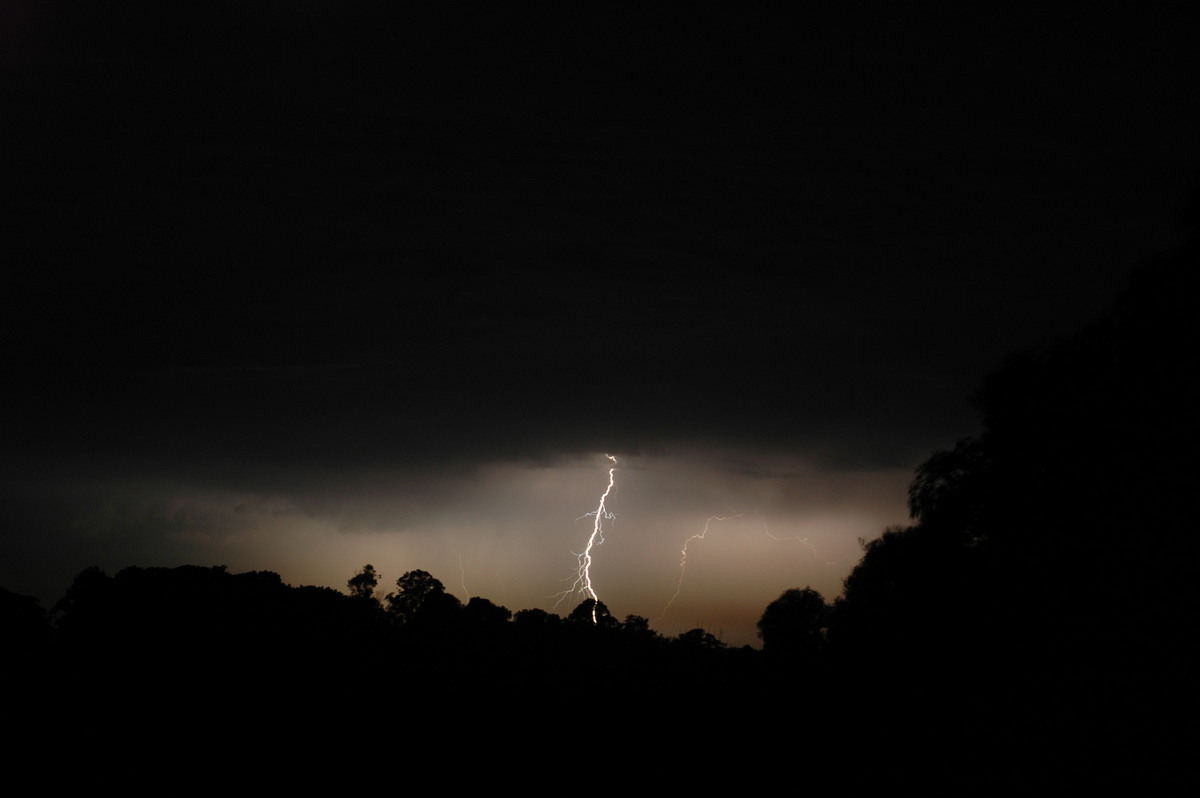 lightning lightning_bolts : McLeans Ridges, NSW   13 November 2006