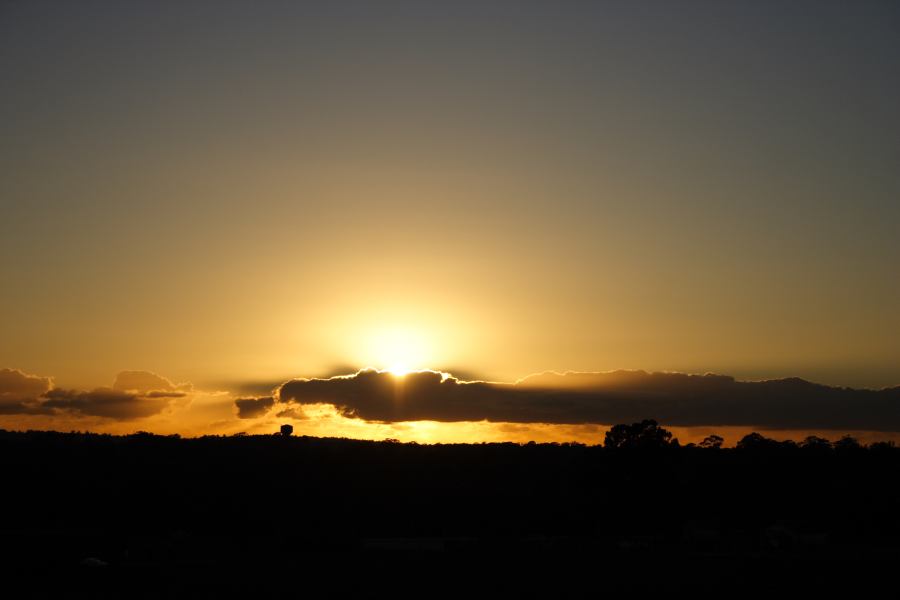 halosundog halo_sundog_crepuscular_rays : Schofields, NSW   14 November 2006