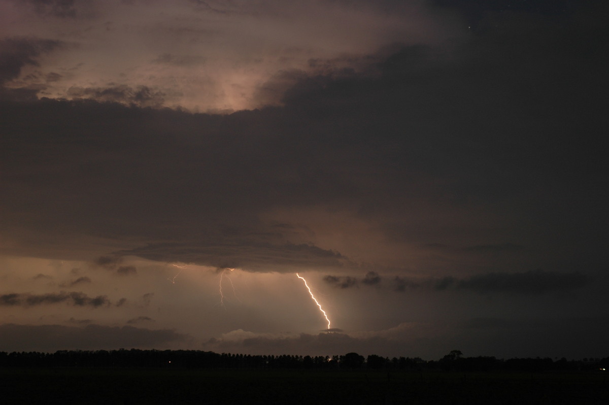 lightning lightning_bolts : N of Casino, NSW   26 November 2006