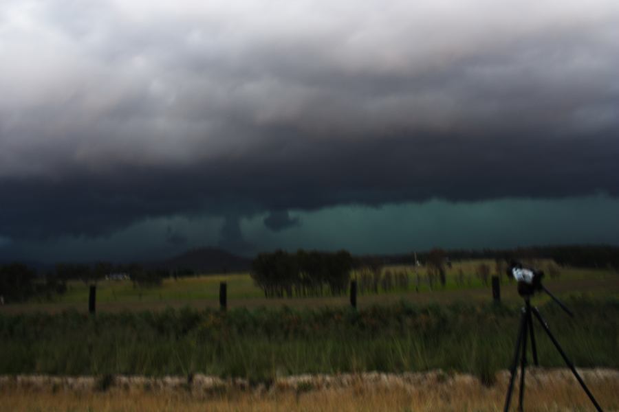 cumulonimbus supercell_thunderstorm : 20km S of Tenterfield, NSW   27 November 2006