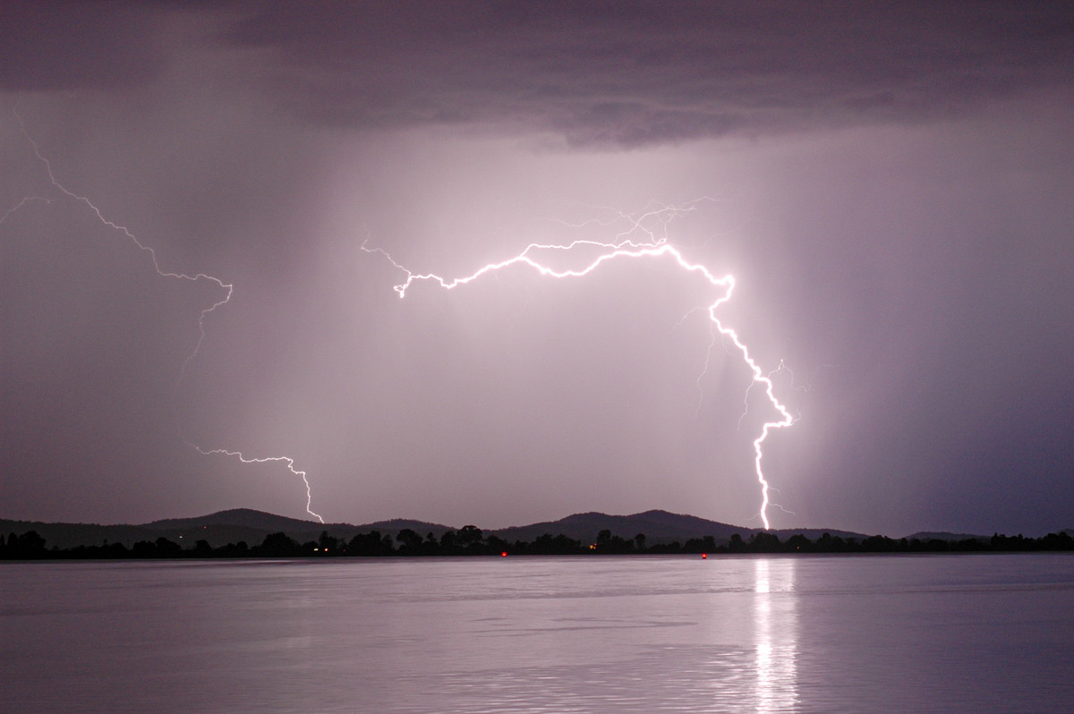 lightning lightning_bolts : Lawrence, NSW   28 November 2006