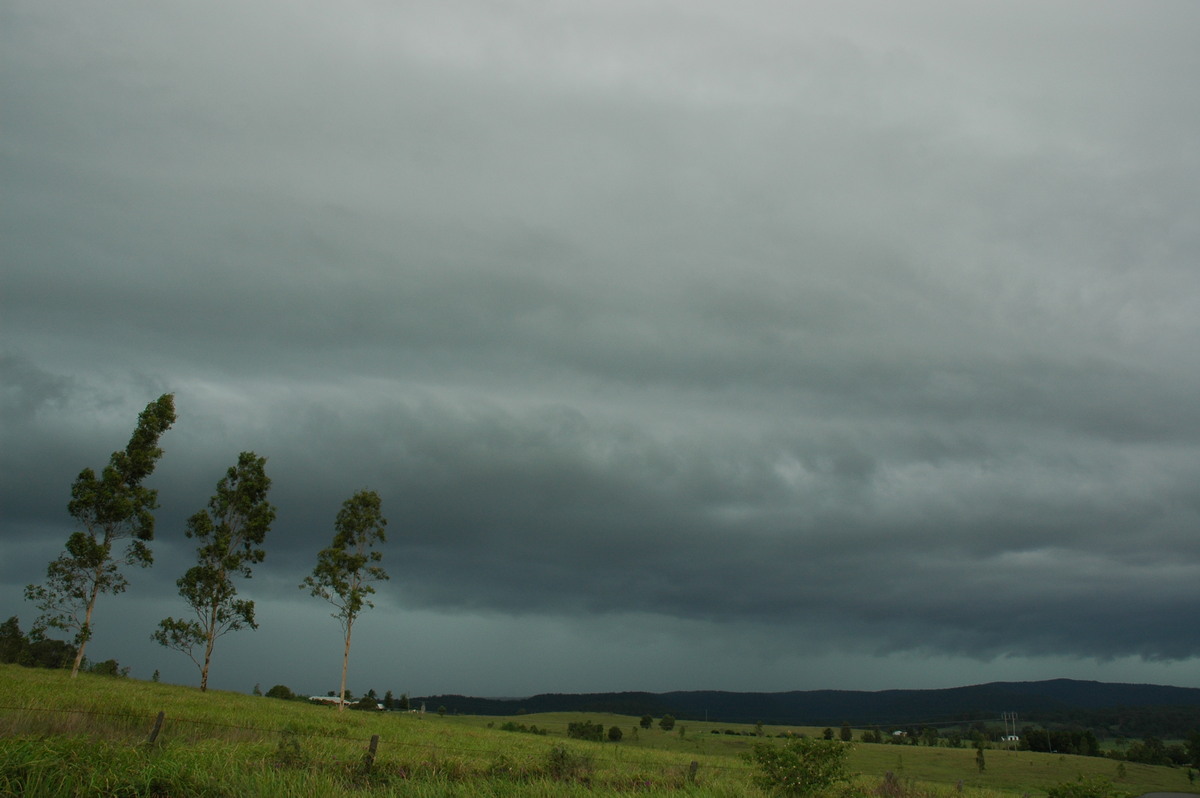 shelfcloud shelf_cloud : W of Casino, NSW   3 December 2006