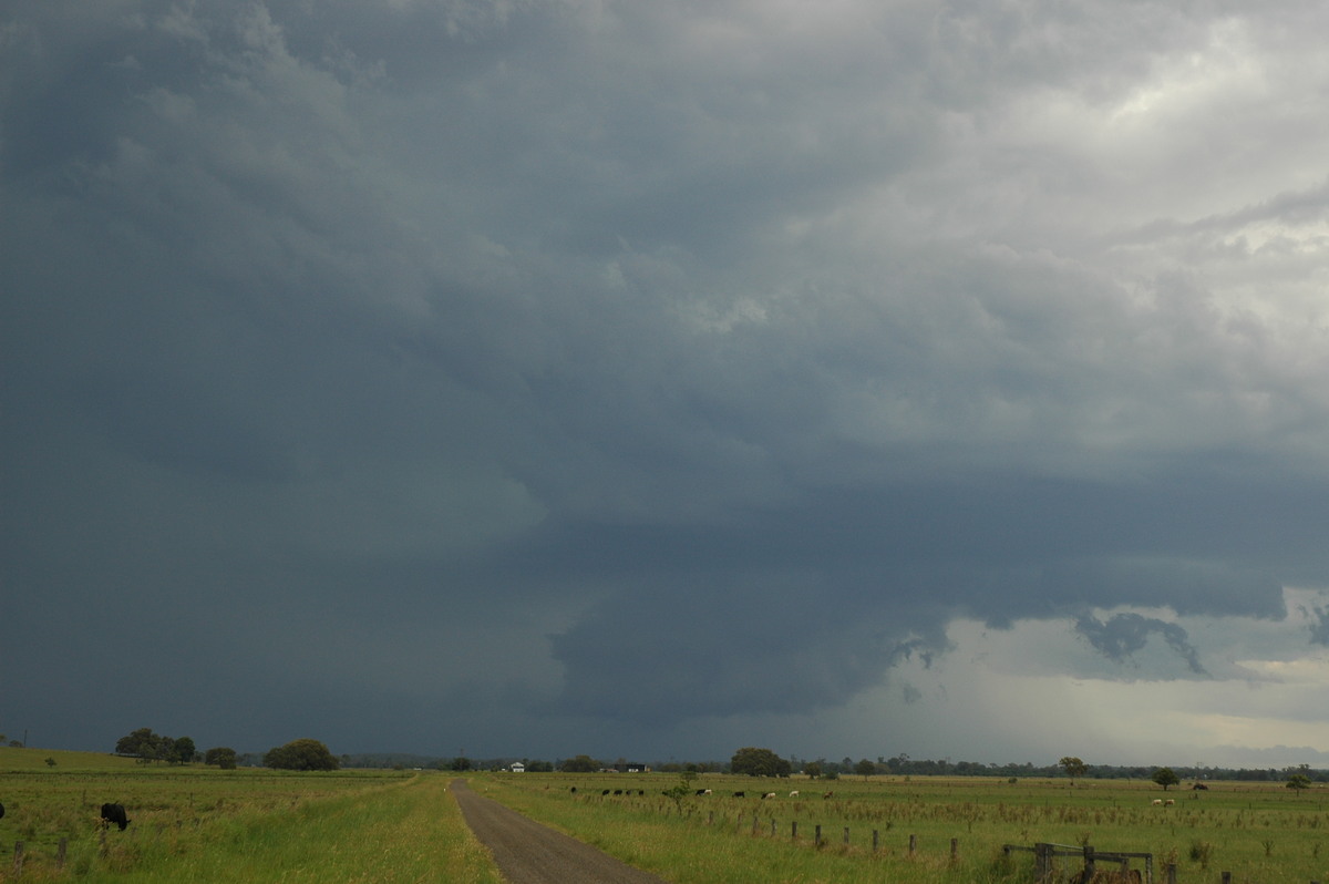 wallcloud thunderstorm_wall_cloud : McKees Hill, NSW   14 December 2006