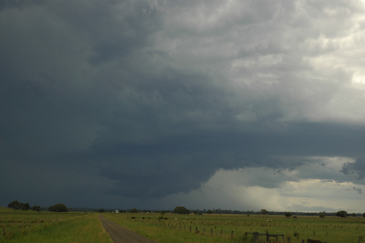 wallcloud thunderstorm_wall_cloud : McKees Hill, NSW   14 December 2006