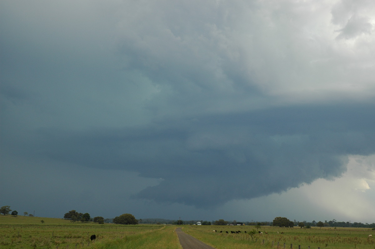 wallcloud thunderstorm_wall_cloud : McKees Hill, NSW   14 December 2006