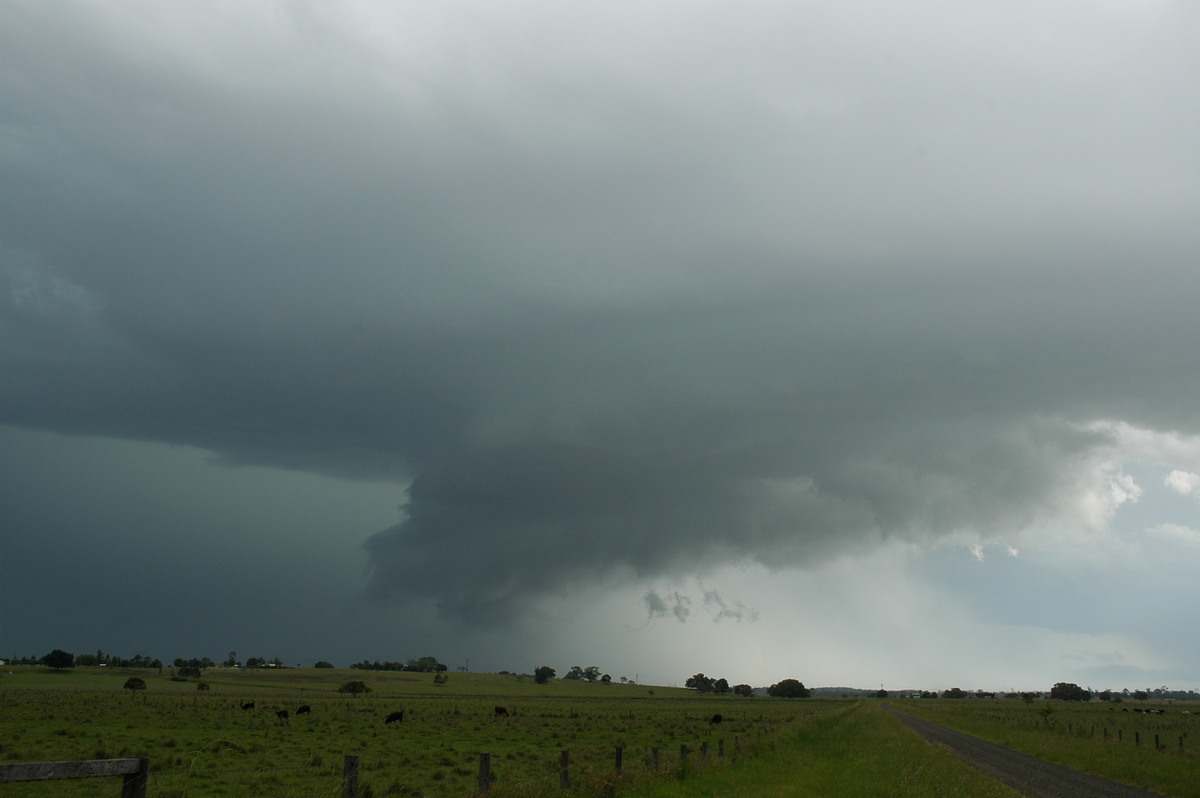 wallcloud thunderstorm_wall_cloud : McKees Hill, NSW   14 December 2006