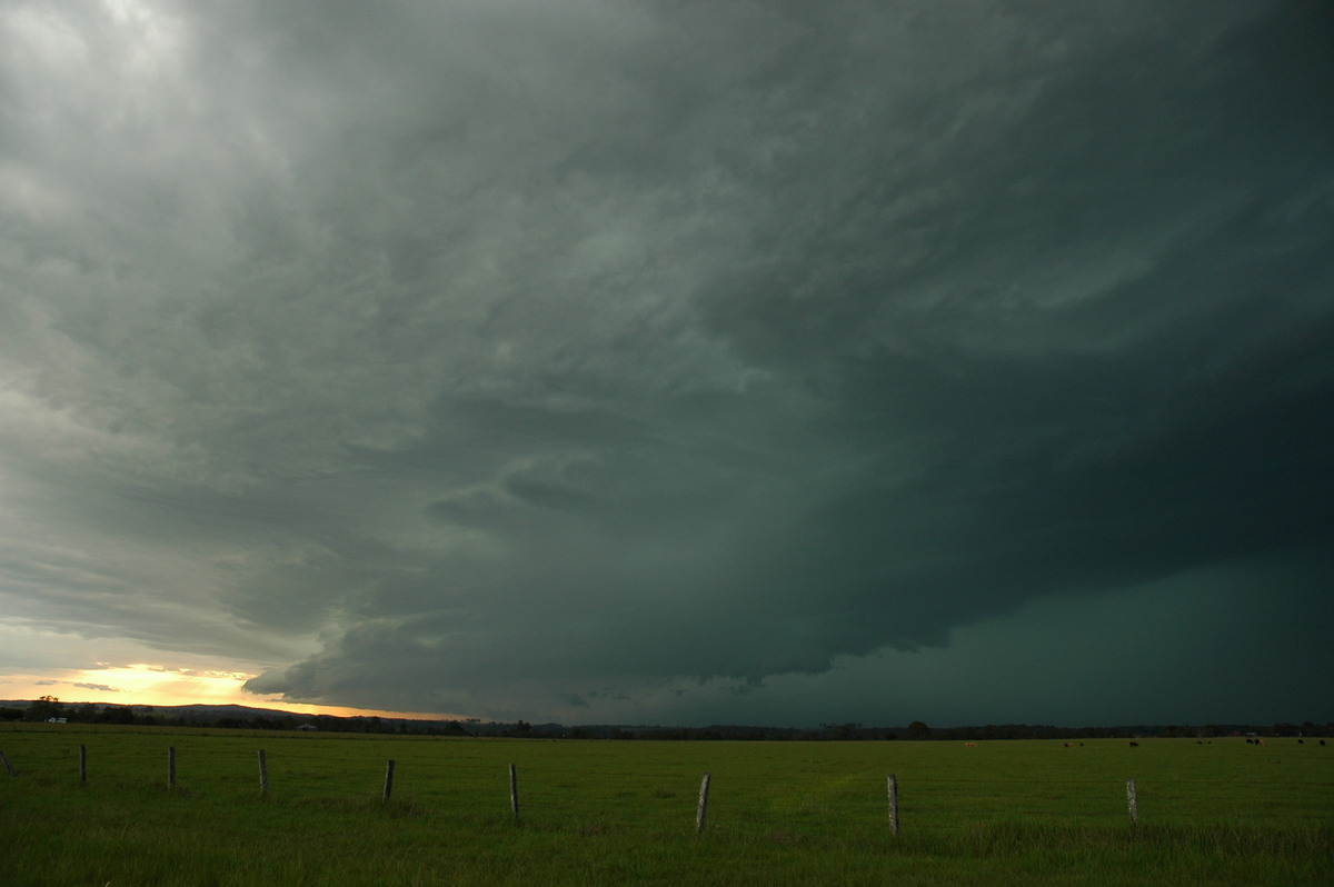 shelfcloud shelf_cloud : N of Casino, NSW   15 December 2006