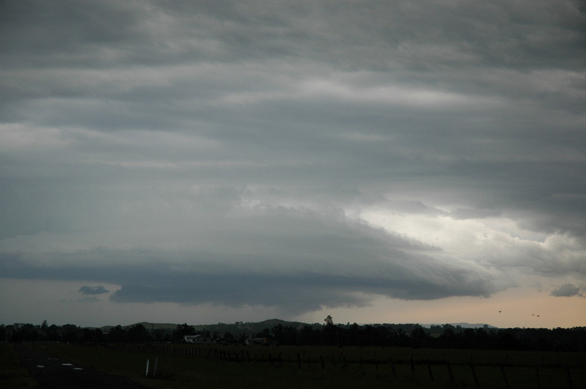 wallcloud thunderstorm_wall_cloud : N of Casino, NSW   15 December 2006