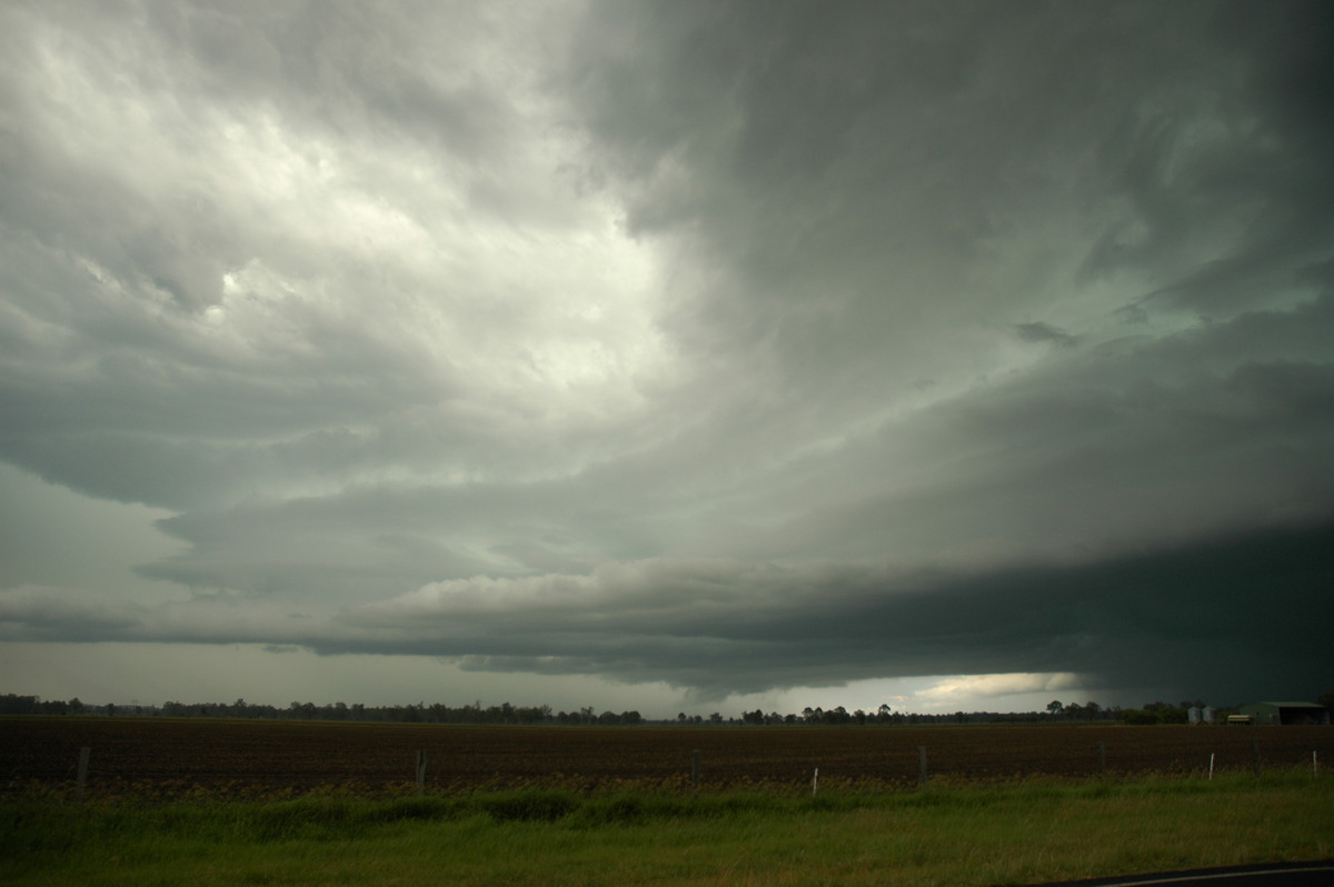 shelfcloud shelf_cloud : SE of Casino, NSW   15 December 2006