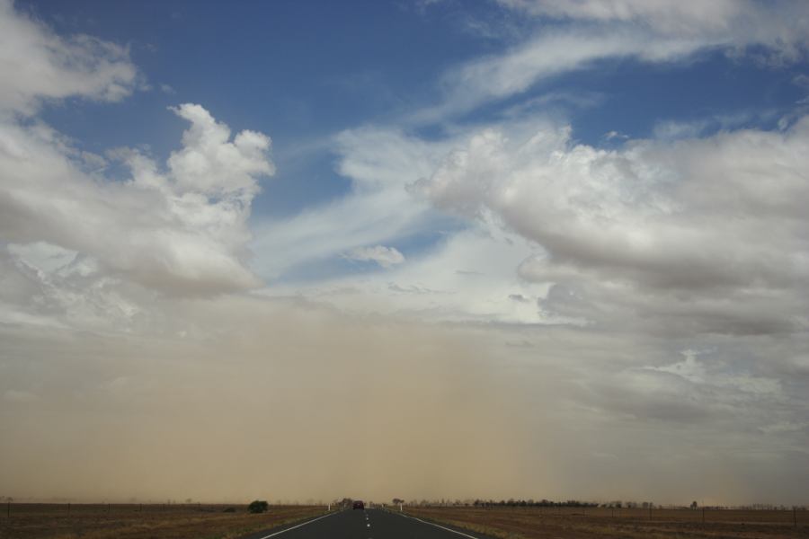 microburst micro_burst : ~20km N of Barringun, NSW   2 January 2007