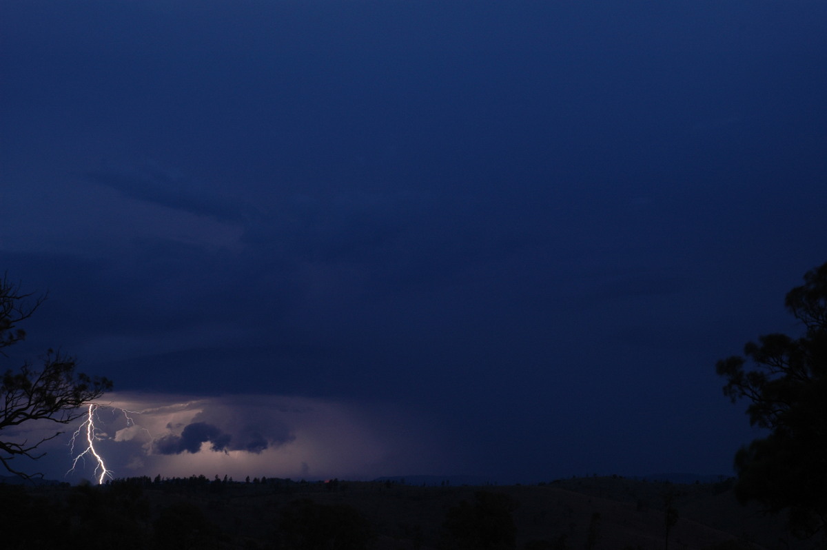 lightning lightning_bolts : W of Tenterfield, NSW   12 January 2007