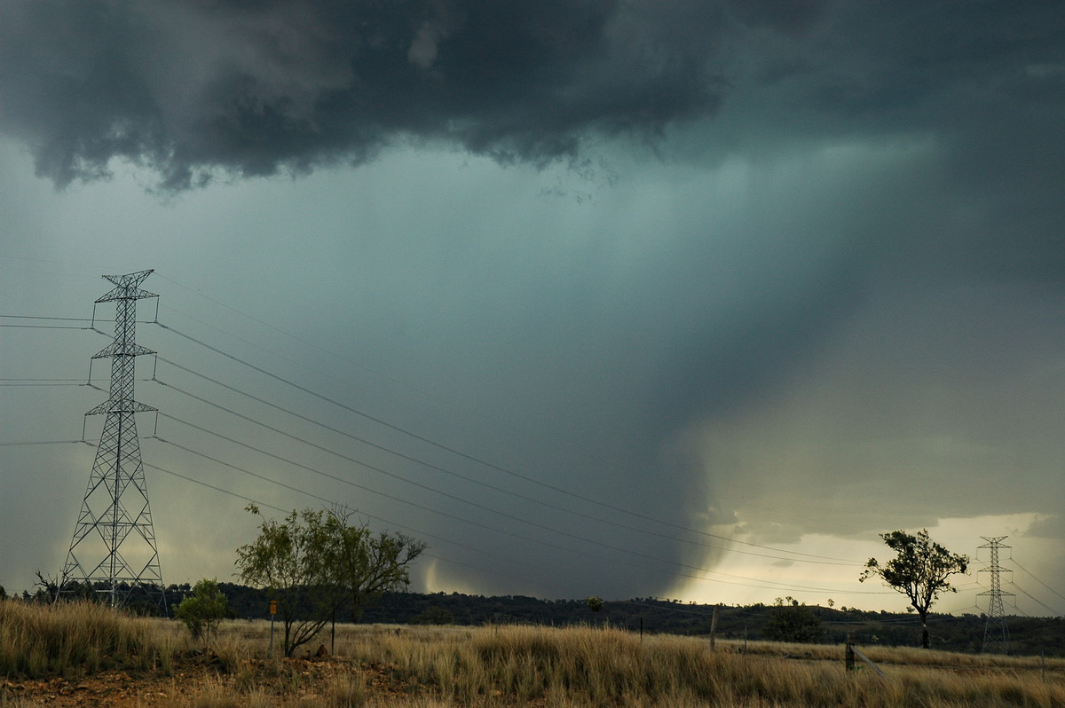 microburst micro_burst : near Bonshaw, NSW   13 January 2007