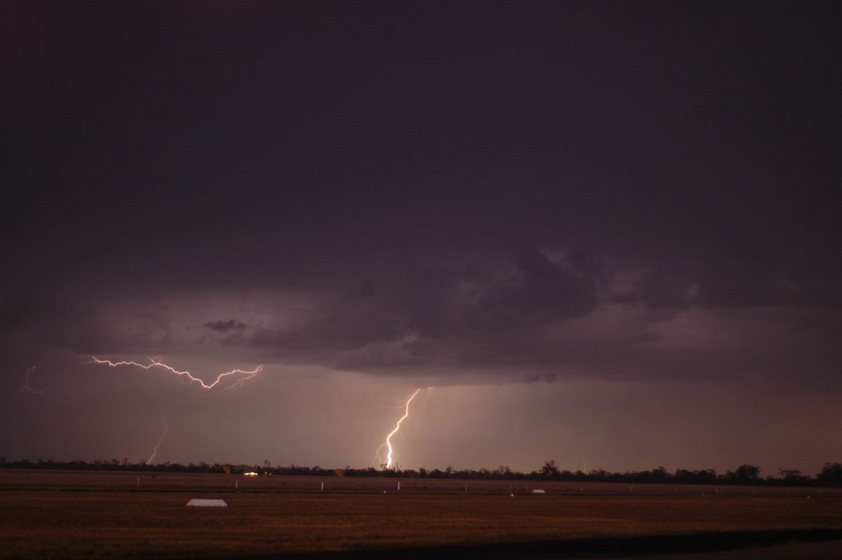 lightning lightning_bolts : Milmerran, QLD   13 January 2007