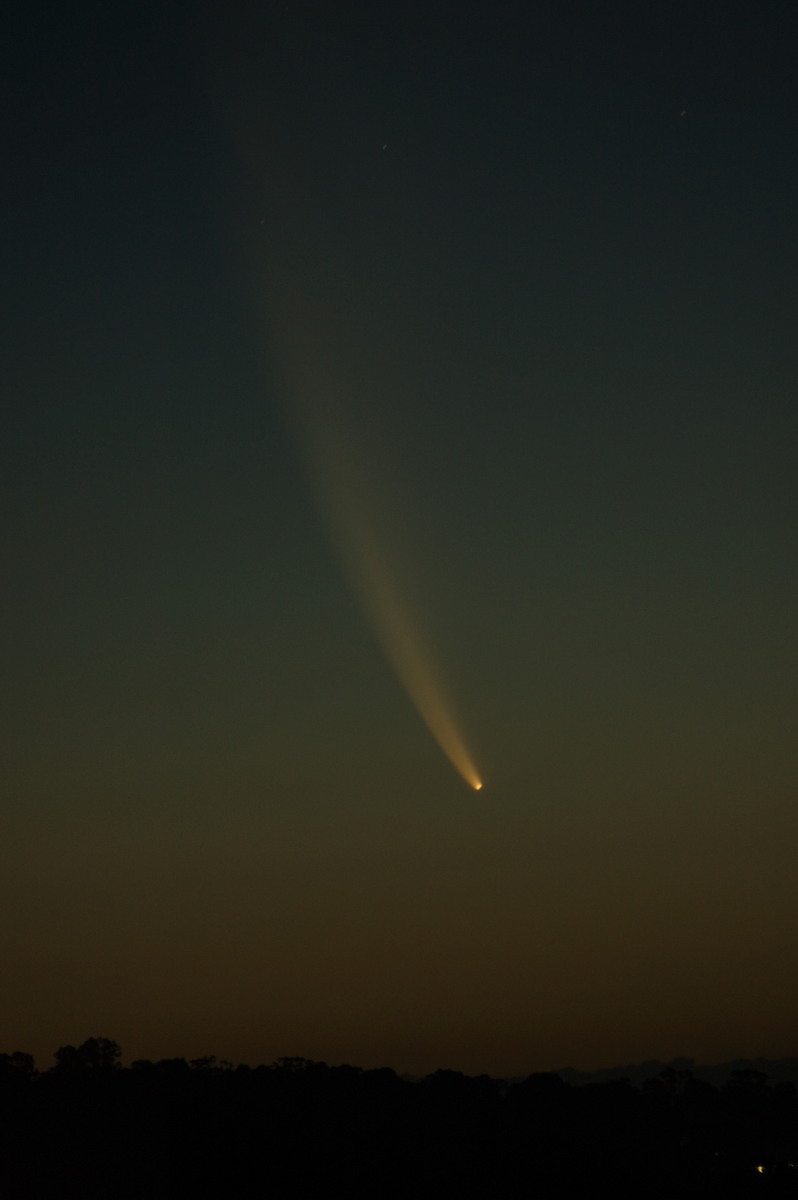 sunset sunset_pictures : Comet McNaught from McLeans Ridges   19 January 2007