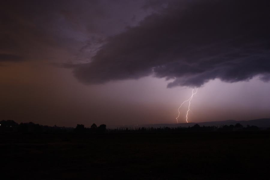 lightning lightning_bolts : near Yurramundi, NSW   23 January 2007