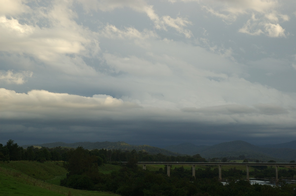 inflowband thunderstorm_inflow_band : Jackadgery, NSW   26 January 2007