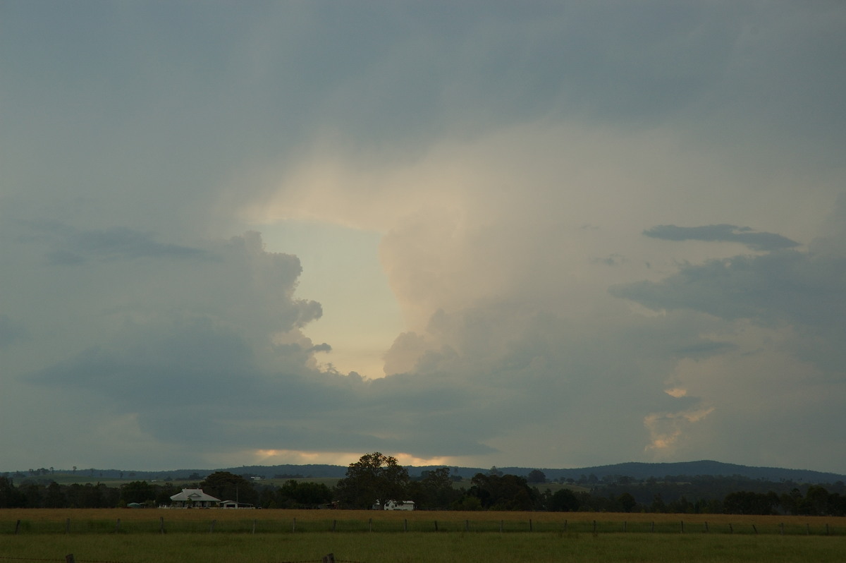 thunderstorm cumulonimbus_incus : N of Casino, NSW   30 January 2007