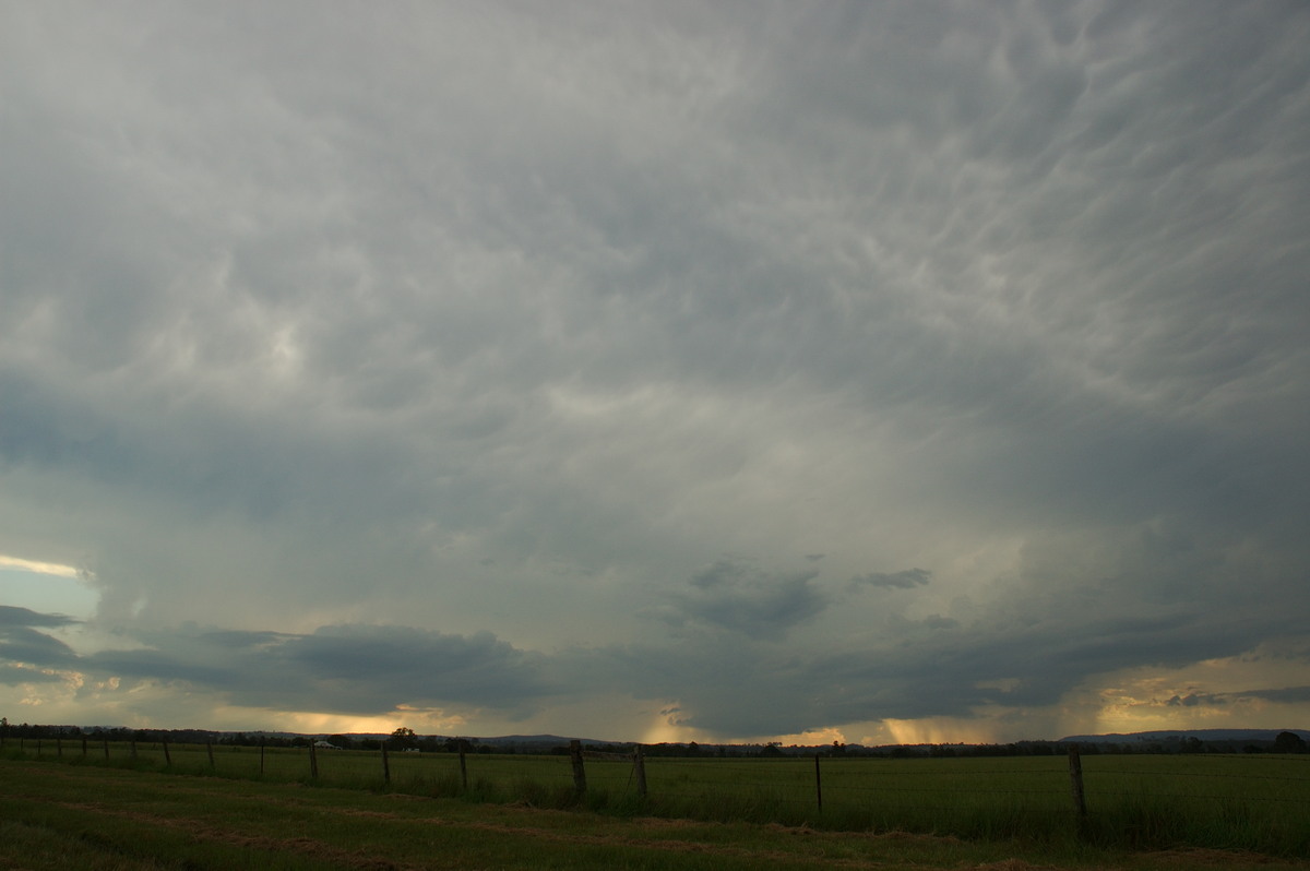 mammatus mammatus_cloud : N of Casino, NSW   30 January 2007