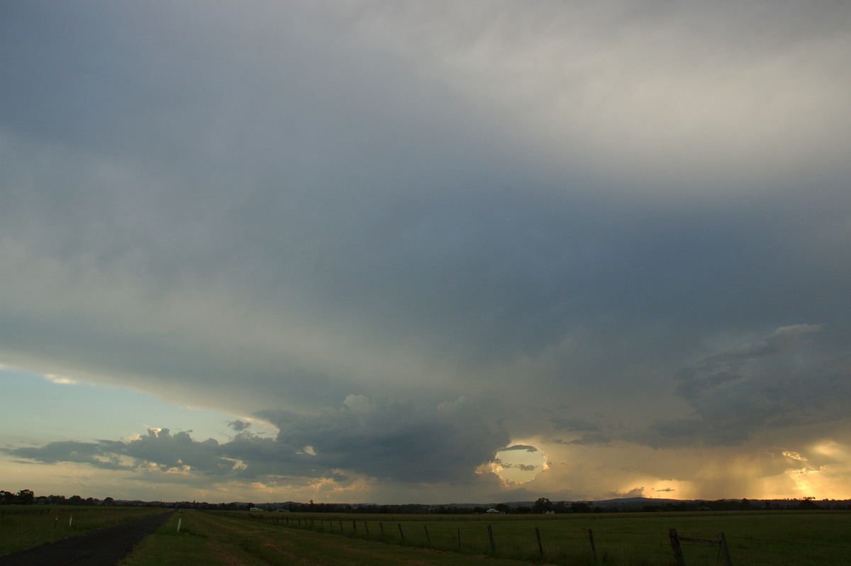 thunderstorm cumulonimbus_incus : N of Casino, NSW   30 January 2007