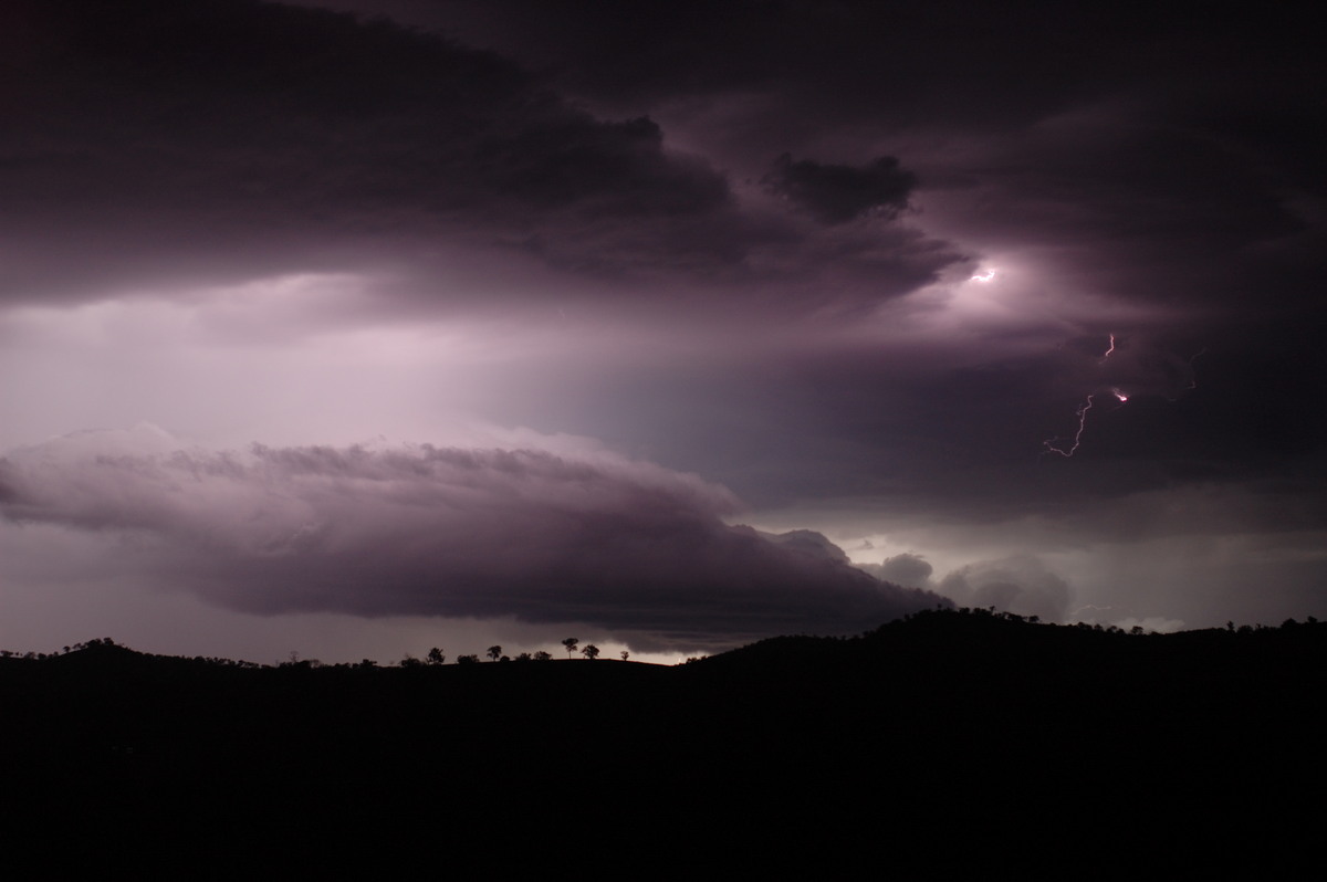 shelfcloud shelf_cloud : W of Tenterfield, NSW   10 February 2007