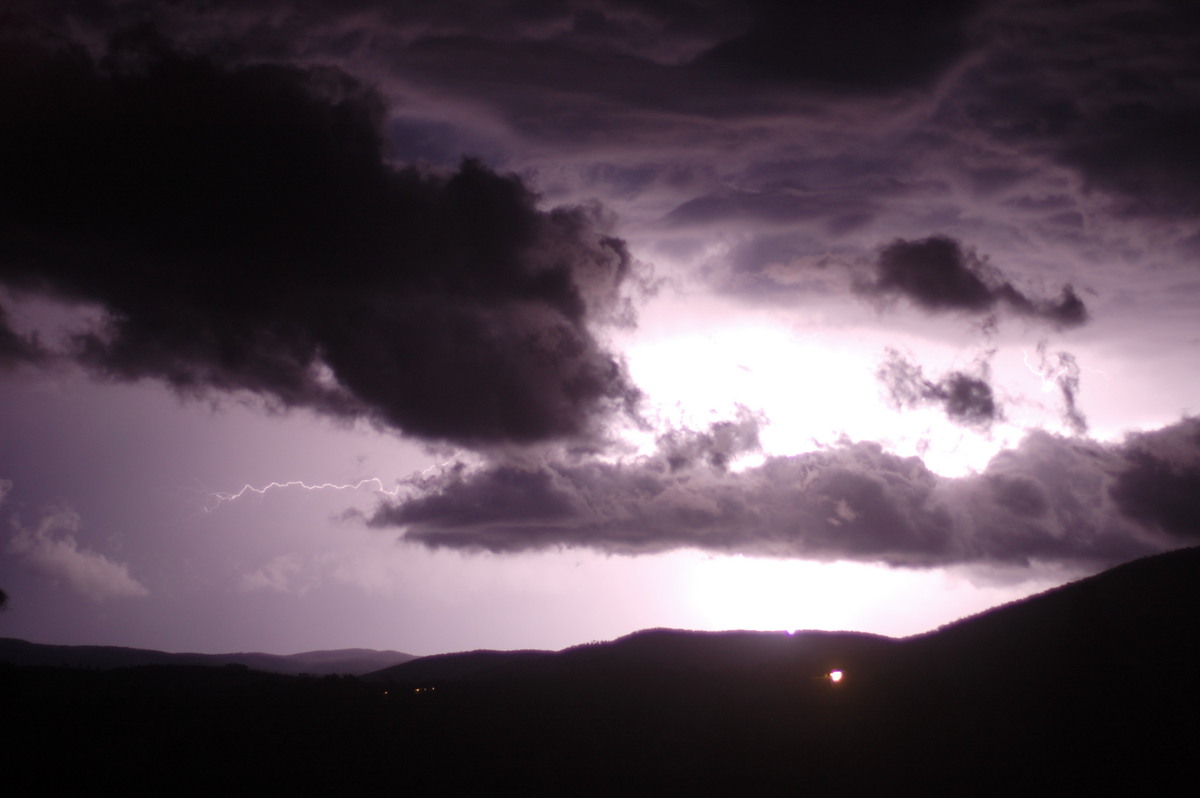 lightning lightning_bolts : W of Tenterfield, NSW   10 February 2007