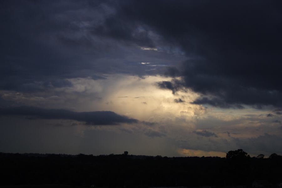 thunderstorm cumulonimbus_incus : Schofields, NSW   28 February 2007