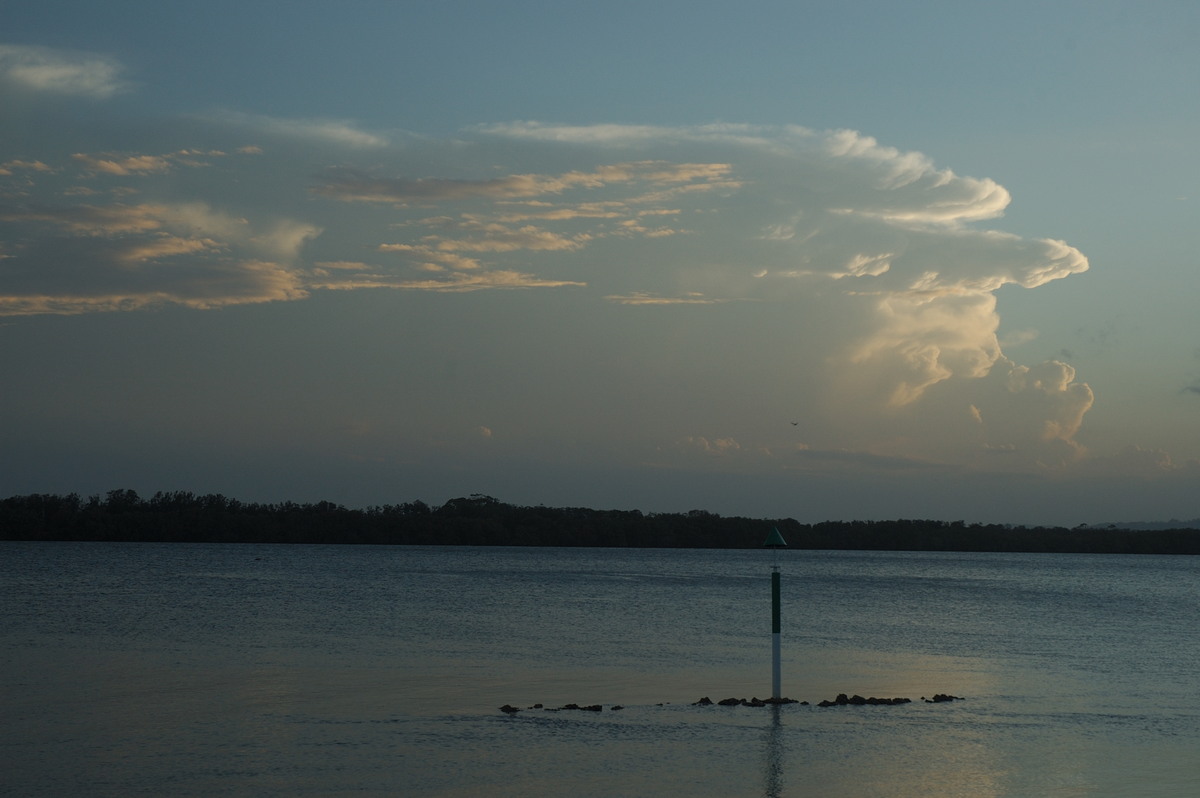 thunderstorm cumulonimbus_incus : Ballina, NSW   28 February 2007