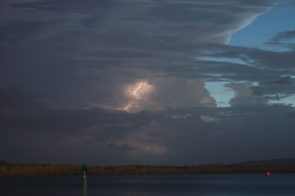 lightning lightning_bolts : Ballina, NSW   28 February 2007