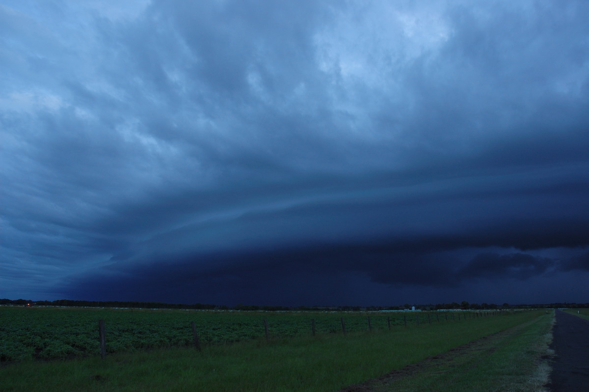 shelfcloud shelf_cloud : N of Casino, NSW   5 March 2007