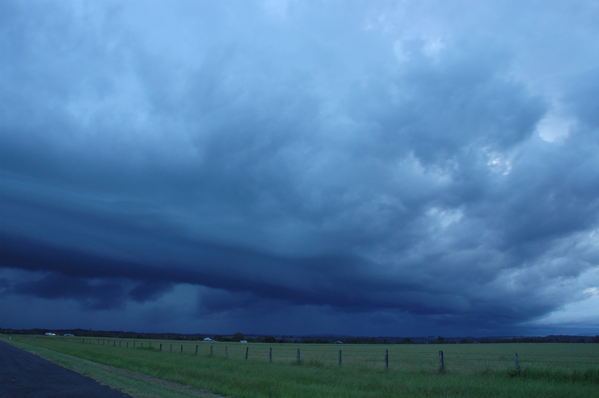 shelfcloud shelf_cloud : N of Casino, NSW   5 March 2007