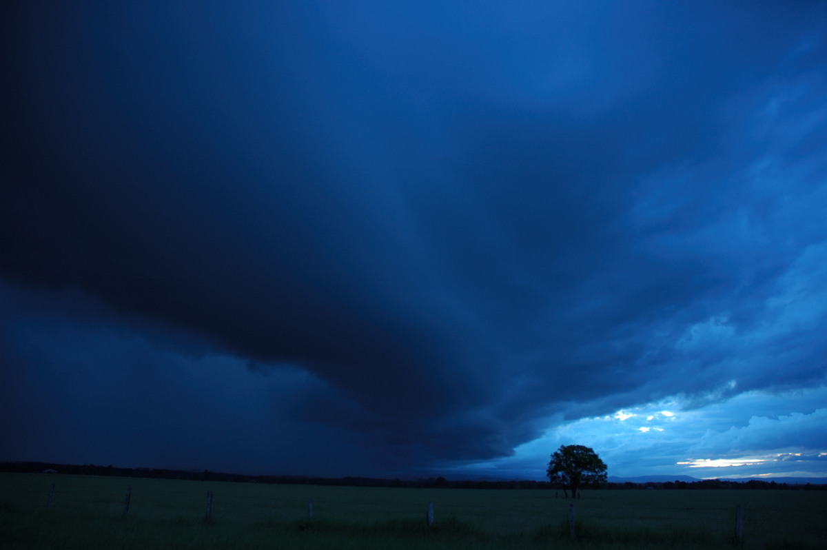 shelfcloud shelf_cloud : N of Casino, NSW   5 March 2007