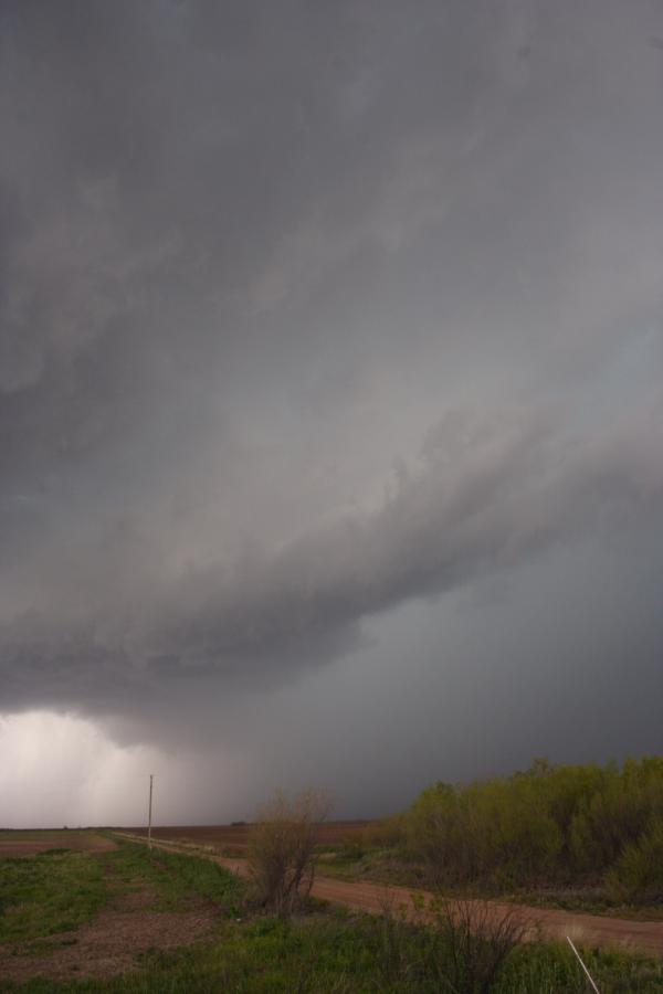 cumulonimbus supercell_thunderstorm : SW of Seymour, Texas, USA   13 April 2007