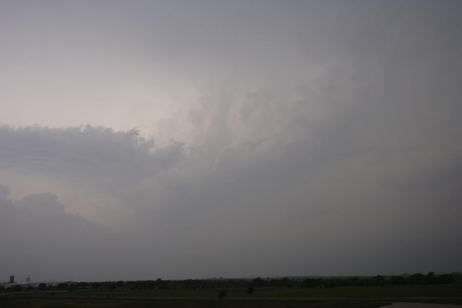 updraft thunderstorm_updrafts : S of Decator, Texas, USA   13 April 2007