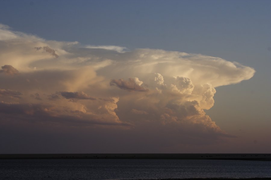 updraft thunderstorm_updrafts : near Panhandle, Texas, USA   20 April 2007