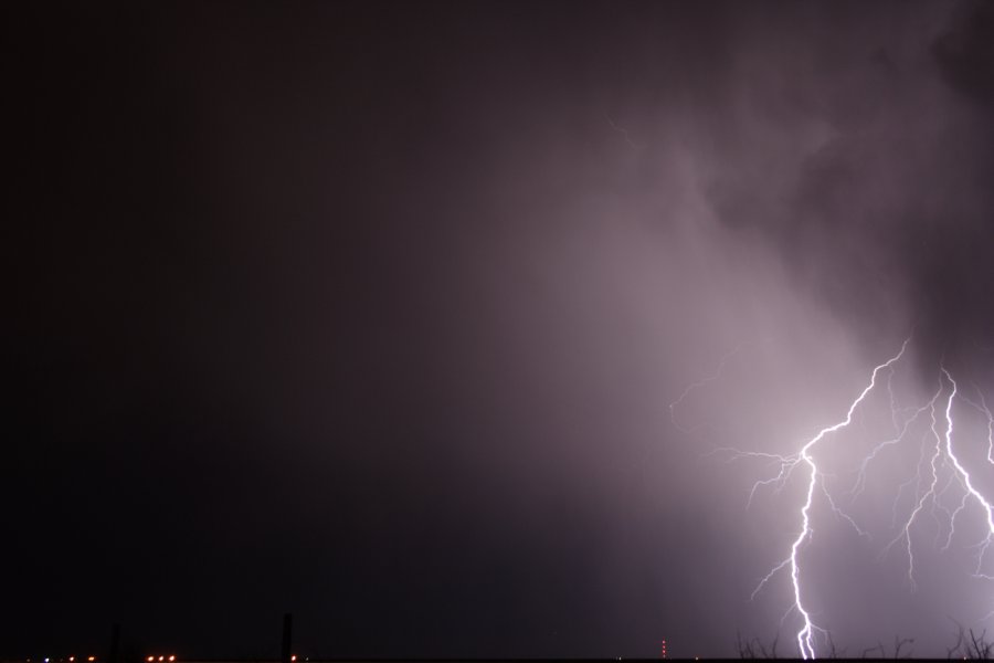 lightning lightning_bolts : Amarillo, Texas, USA   20 April 2007