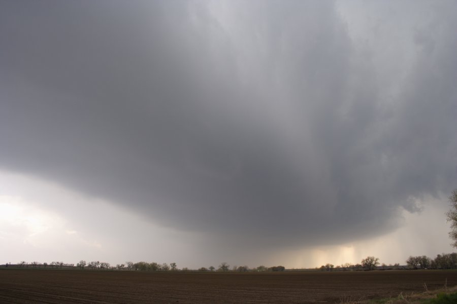 cumulonimbus supercell_thunderstorm : Granada, Colorado, USA   21 April 2007