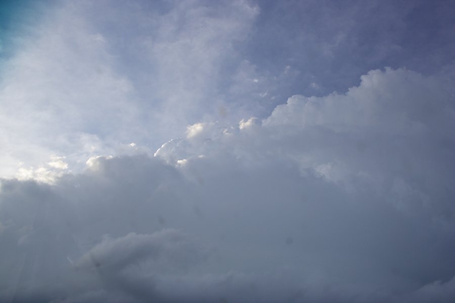 cumulonimbus supercell_thunderstorm : Nickerson, Kansas, USA   24 April 2007